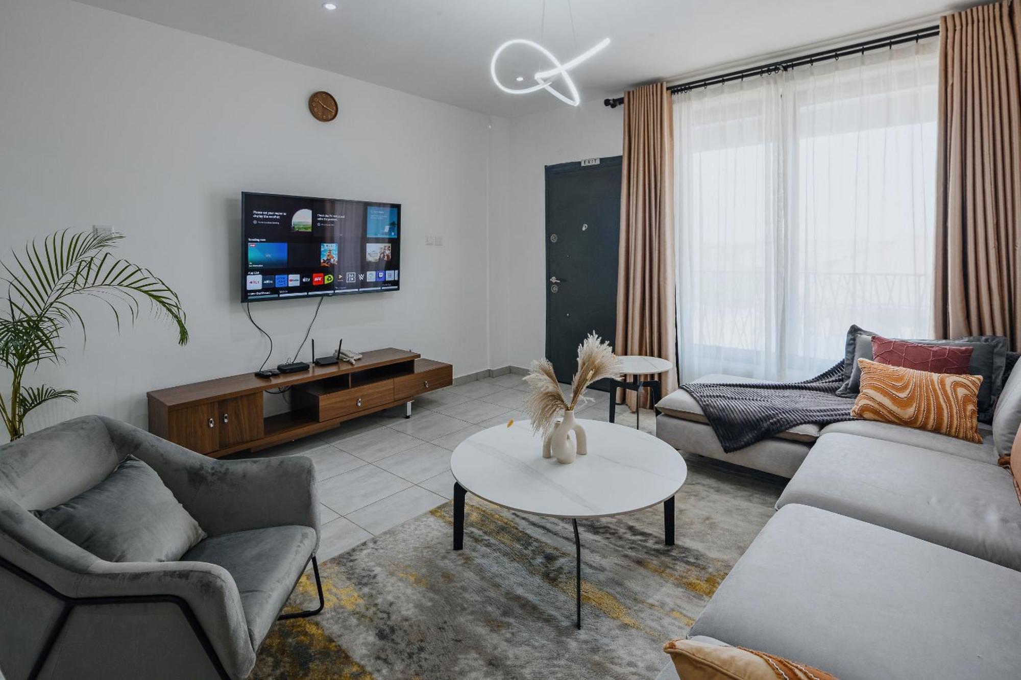 The Avery Apartments At Odomaa Place, East Airport Аккра Экстерьер фото