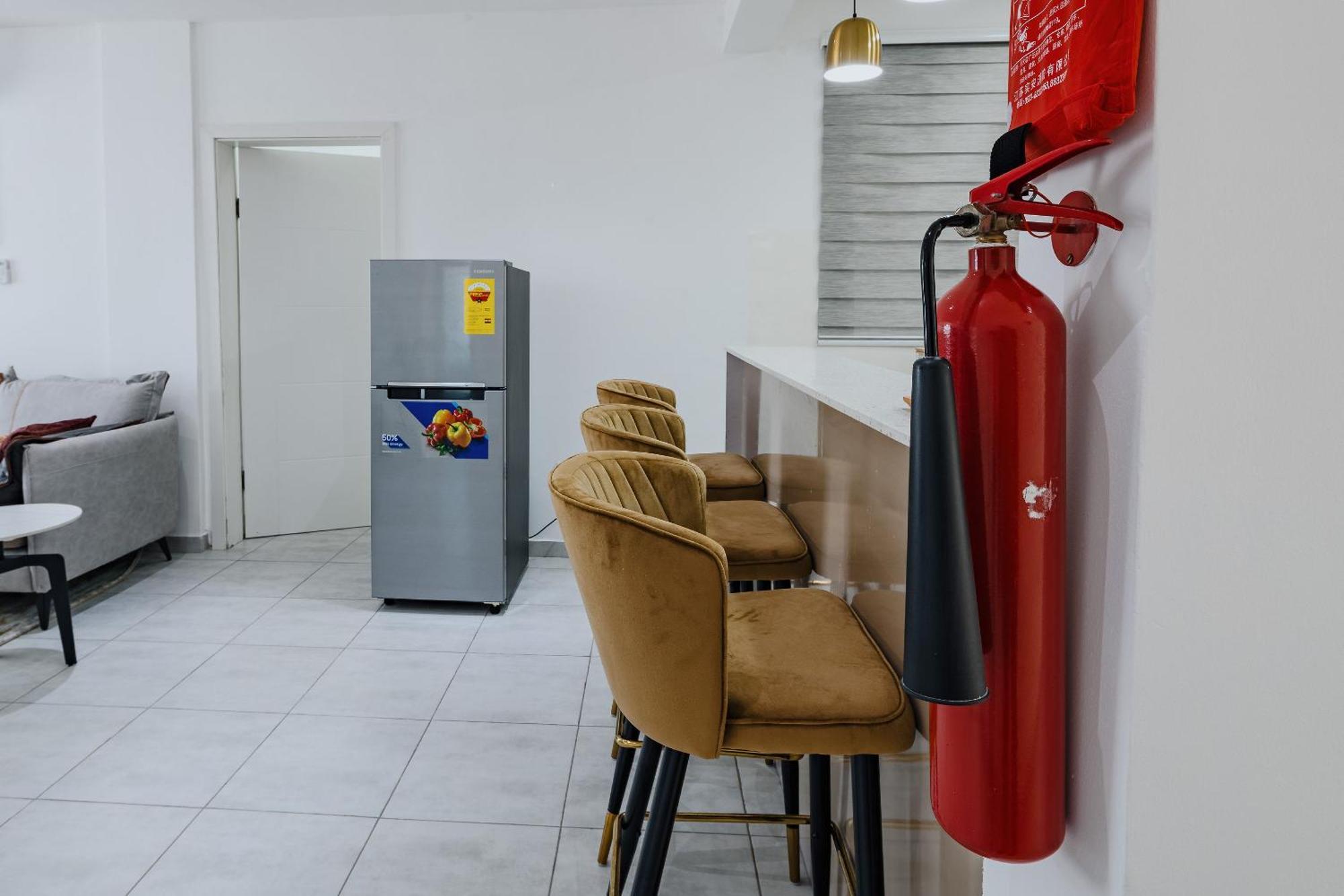 The Avery Apartments At Odomaa Place, East Airport Аккра Экстерьер фото