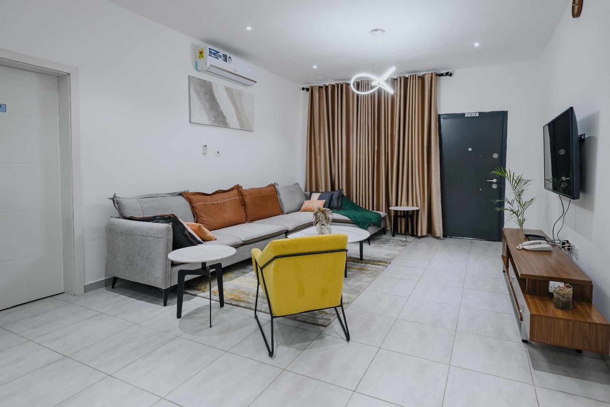 The Avery Apartments At Odomaa Place, East Airport Аккра Экстерьер фото